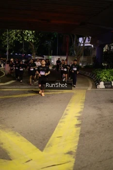 Runner Photo 4275746