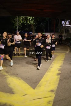 Runner Photo 4275761