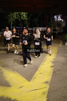 Runner Photo 4275764