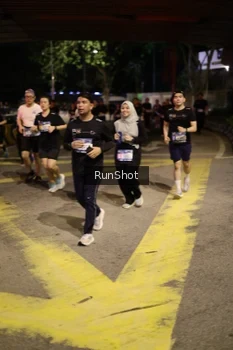 Runner Photo 4275768