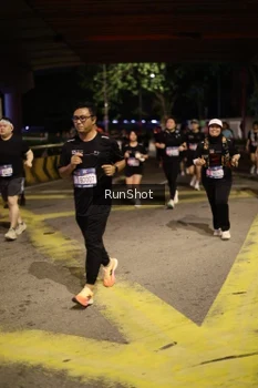 Runner Photo 4275791