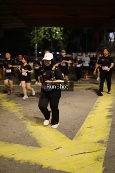 Runner Photo 4275797