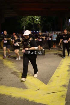 Runner Photo 4275800
