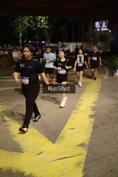 Runner Photo 4275813