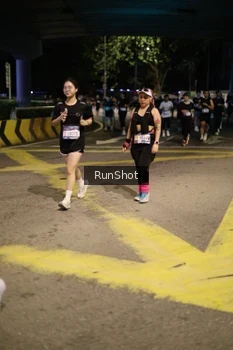 Runner Photo 4275841