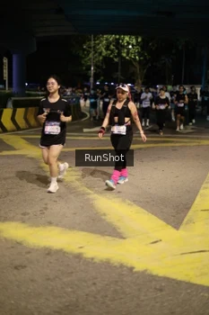 Runner Photo 4275845