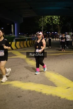 Runner Photo 4275848