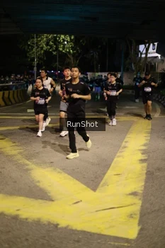 Runner Photo 4275863