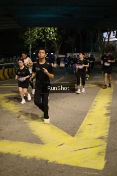 Runner Photo 4275867