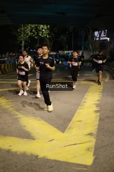 Runner Photo 4275869
