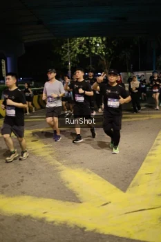 Runner Photo 4275912