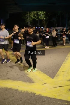 Runner Photo 4275913