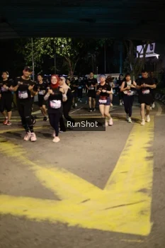 Runner Photo 4275920