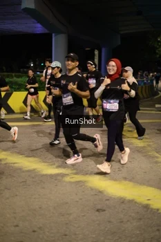 Runner Photo 4275944