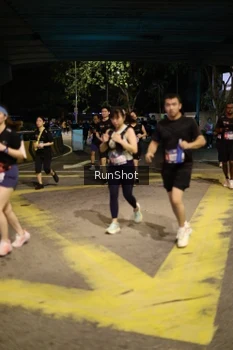 Runner Photo 4275951