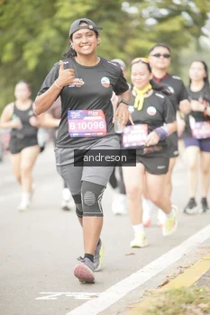 Runner Photo 4275952