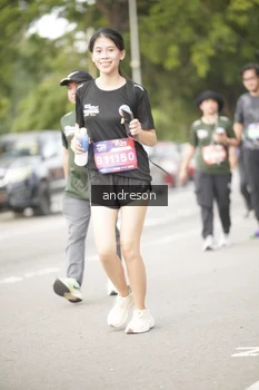 Runner Photo 4275977