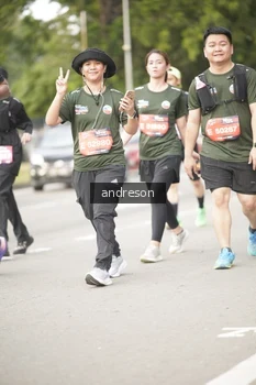 Runner Photo 4275990