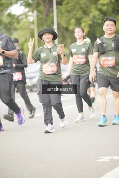 Runner Photo 4275993