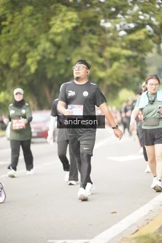Runner Photo 4275999