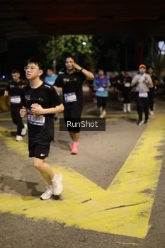 Runner Photo 4276072