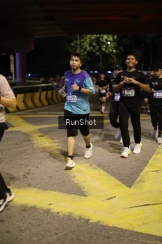 Runner Photo 4276073