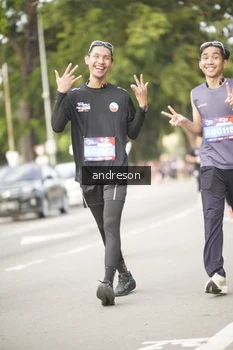 Runner Photo 4276080