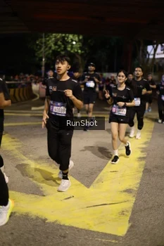 Runner Photo 4276100