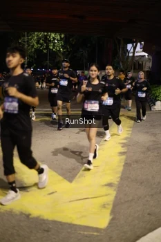 Runner Photo 4276101