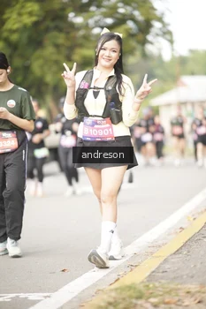 Runner Photo 4276140