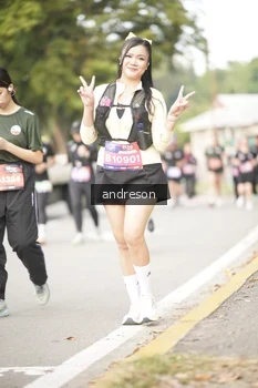 Runner Photo 4276168