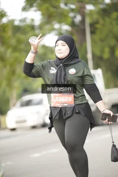 Runner Photo 4276255
