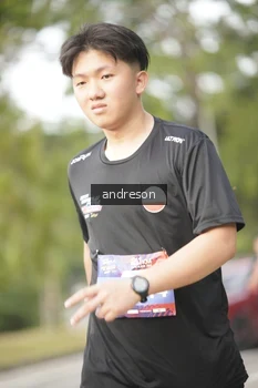 Runner Photo 4276354