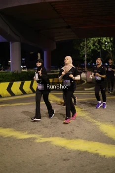 Runner Photo 4276367