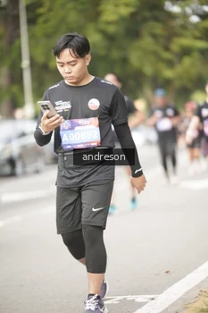 Runner Photo 4276374
