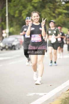Runner Photo 4276383