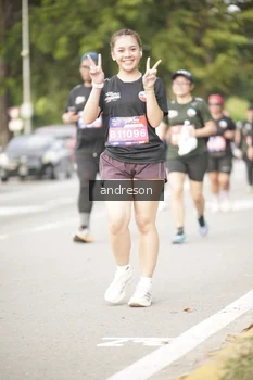 Runner Photo 4276391