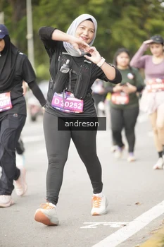 Runner Photo 4276435