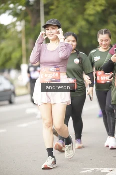 Runner Photo 4276439