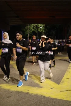 Runner Photo 4276453