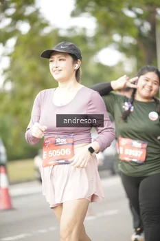 Runner Photo 4276455