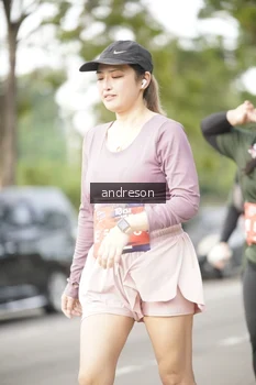 Runner Photo 4276461