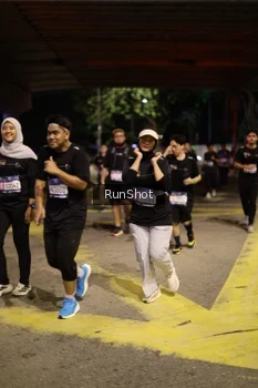 Runner Photo 4276463