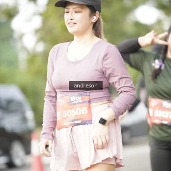 Runner Photo 4276471