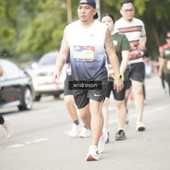 Runner Photo 4276494