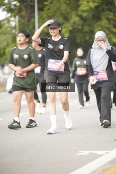 Runner Photo 4276511