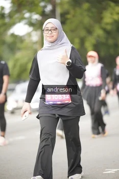 Runner Photo 4276525
