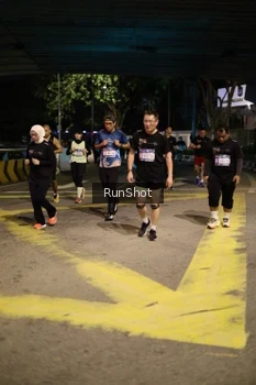 Runner Photo 4276529