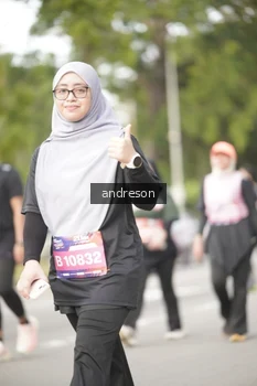 Runner Photo 4276537
