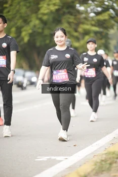 Runner Photo 4276540